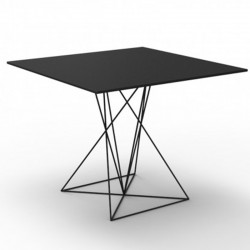 Tabelle FAZ Vondom schwarzer Edelstahlsockel lackiert 70x70xH72